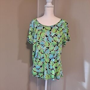 LuLaRoe Green and Blue Graphic Women's Tee